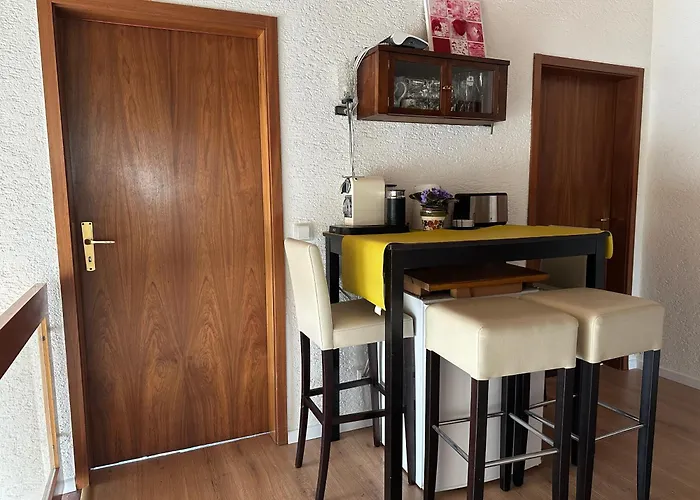Hospedagem domiciliar Shumiland, Eigene Etage Near Messe & Airport, Ruhige Lage 40sqm *
