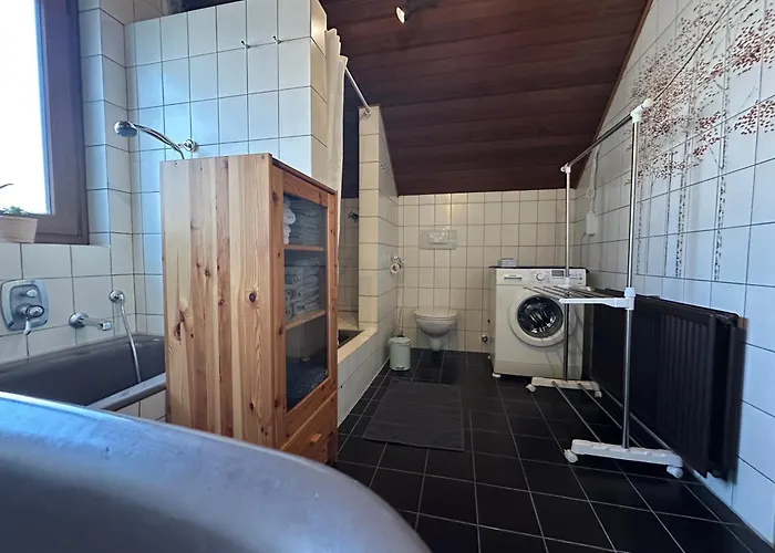 Shumiland, Eigene Etage Near Messe & Airport, Ruhige Lage 40sqm Frankfurt am Main