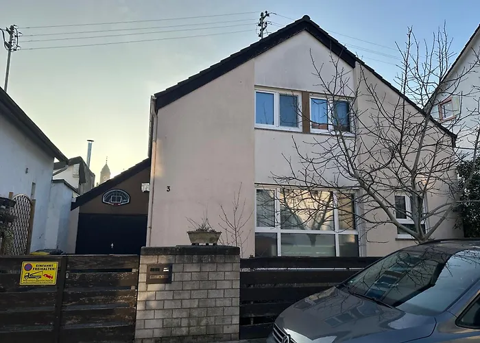Hospedagem domiciliar Shumiland, Eigene Etage Near Messe & Airport, Ruhige Lage 40sqm *